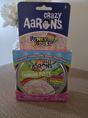 Crazy Aarons Funky Fidget Thinking Putty - New-